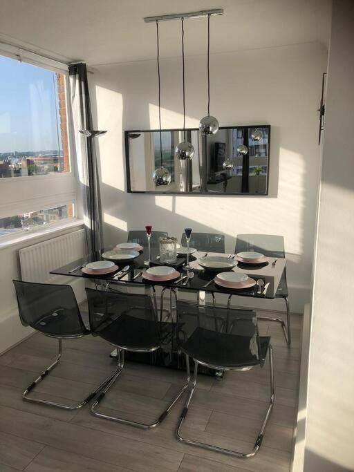 Modern, Family-Friendly Apartment By Hyde Park & Museums London Exteriör bild